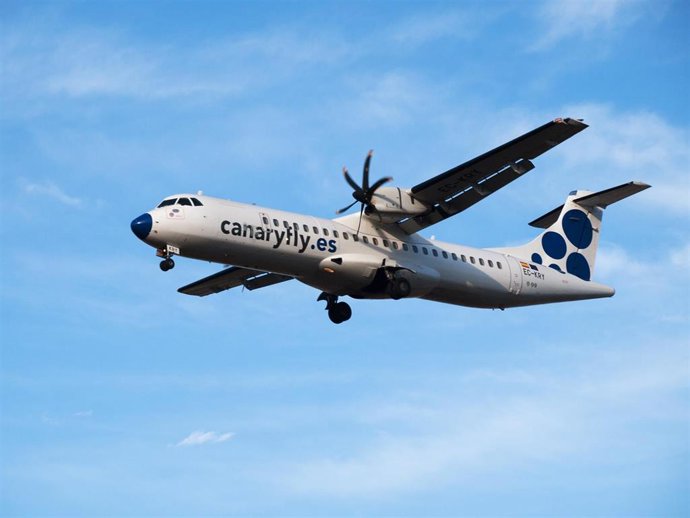 Archivo - Avión de Canaryfly