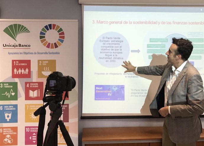Unicaja Banco Formación Finanzas Sostenibles