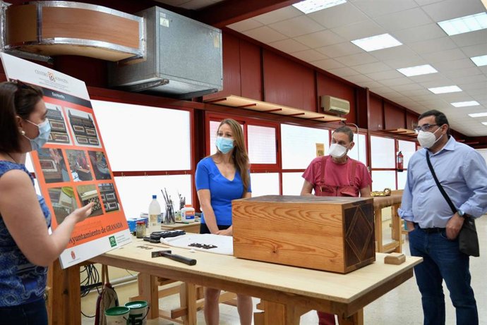 El Centro Albayzín retoma su programación para desempleados con un curso sobre recuperación del patrimonio artístico