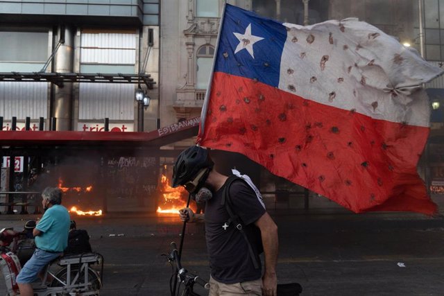 Archivo - Imagen de archivo de protestas en Chile.