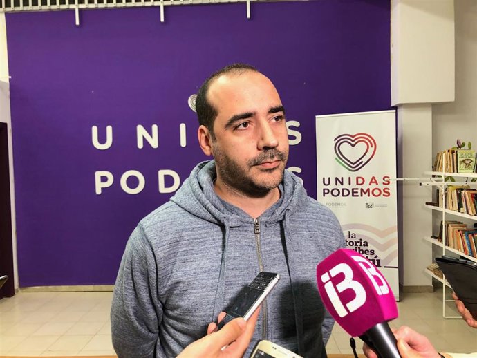 Archivo - El secretario de organización de  Podemos en Baleares y portavoz de Unidas Podemos en el Parlament, Alejandro López.