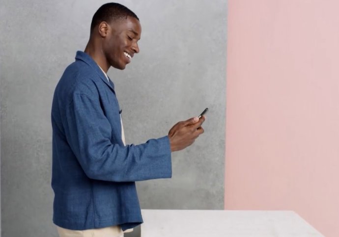 Archivo - Reconocimiento facial de Pixel 4