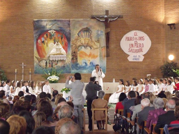 Imagen de archivo de la celebración de la primera comunión