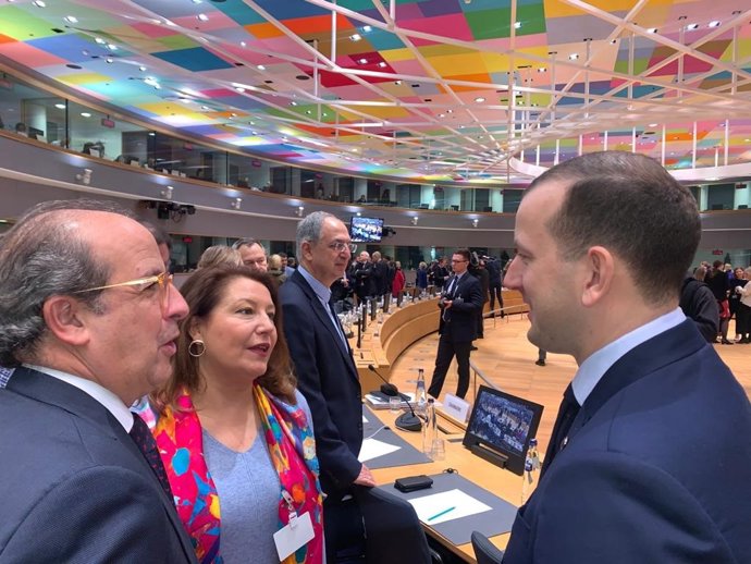 Archivo - La consejera de Agricultura, Carmen Crespo, en una imagen de archivo en una reunión en la Comisión Europea.