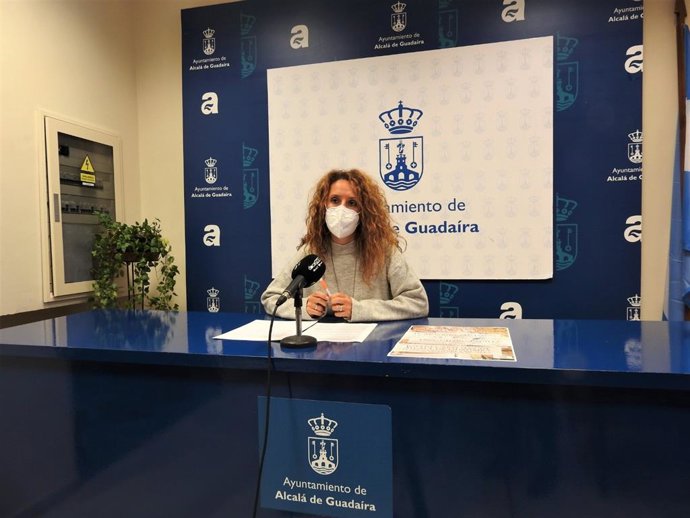 La delegada de Juventud del Ayuntamiento de Alcalá de Guadaíra, Rosa Carro (Cs), ha presentado este miércoles las I Jornadas de Juventud Cofrade.