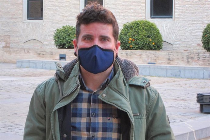 El portavoz de Podemos Equo, Nacho Escartín, en La Aljafería