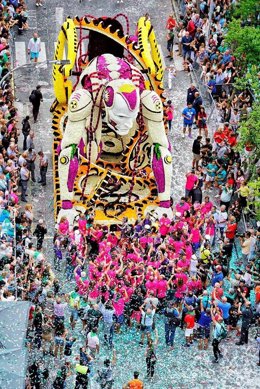 Archivo - Batalla de las Flores de Laredo. Archivo