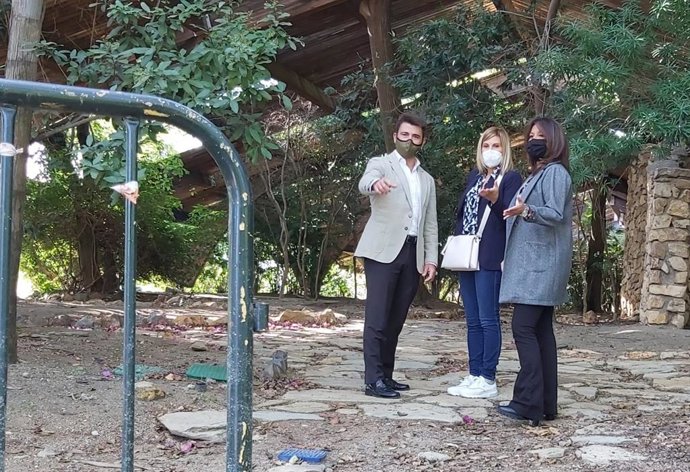 Beltrán Pérez visita los jardines de La Cartuja