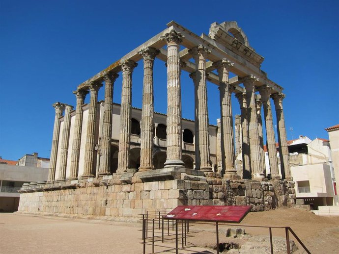 Archivo - Templo De Diana De Mérida
