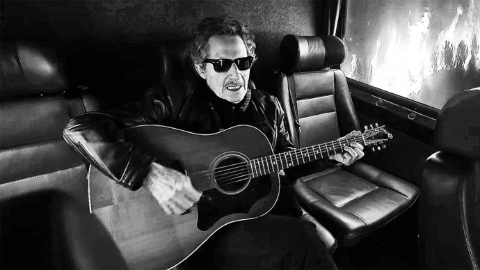 Archivo - Miguel Ríos, en una imagen promocional de archivo.