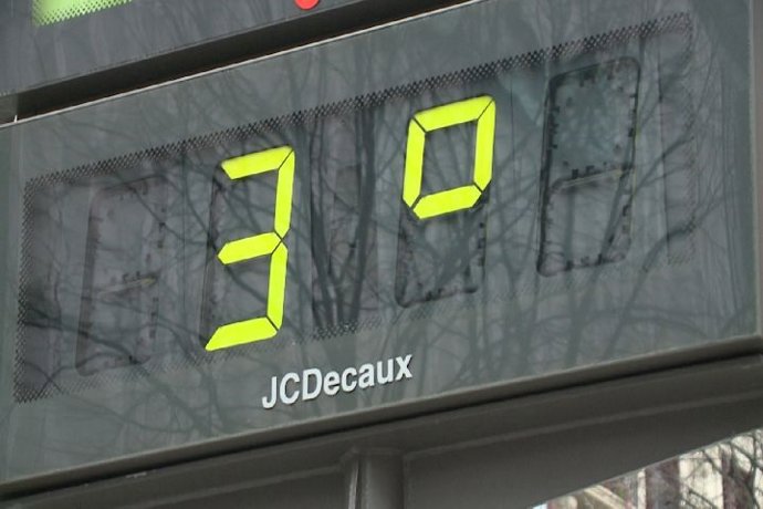 Archivo - Termómetro en Bilbao