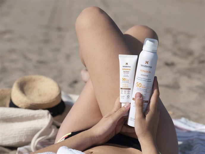 Archivo - Sesderma-Repaskin Sensitive + Seda