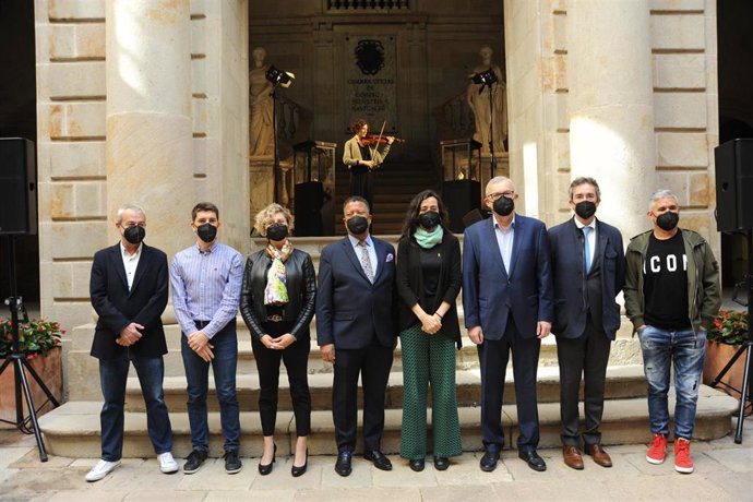 Asistentes al evento BacktoEvents celebrado en Llotja de Barcelona para la reactivación del sector de los eventos presenciales