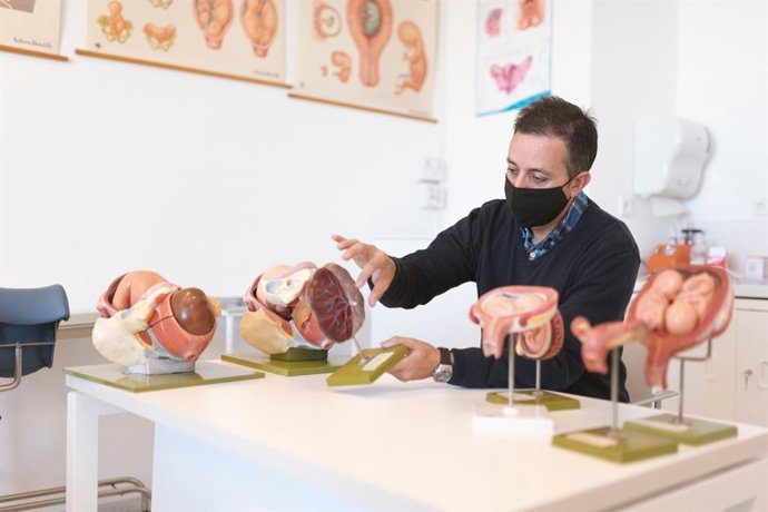 El investigador de la UGR Rafael Arcángel Caparrós González