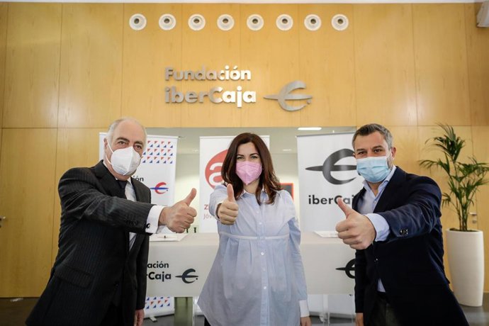Ibercaja y AJE renuevan su alianza para impulsar "el espíritu emprendedor" en Aragón.
