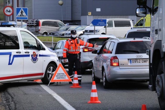 Control de la Ertzaintza en Gipuzkoa