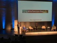 Los turistas que llegarán a Baleares estarán más sensibilizados con los  precios, según Meliá, RIU e Iberostar