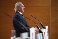 Escudero destaca que la situación epidemiológica está en fase de meseta y la asistencial en descenso