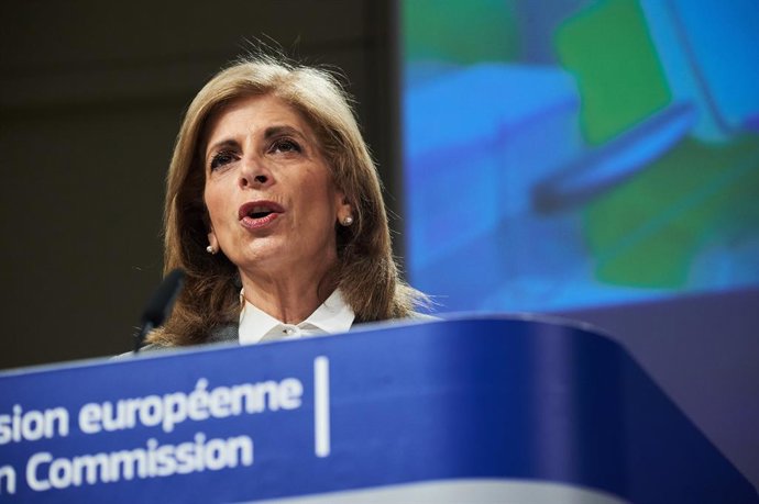 HANDOUT - 17 February 2021, Belgium, Brussels: European Commissioner for Health and Food Safety Stella Kyriakides speaks during a joint press conference on the measures taken against COVID-19 mutations, vaccine supply and distribution. Photo: Etienne An