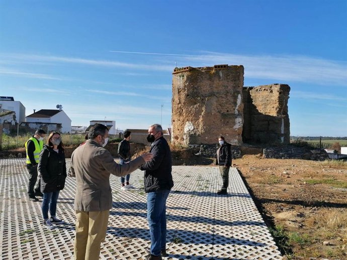 Visita al Castillo de Gibraleón (Huelva).