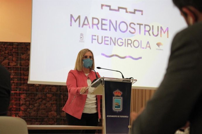 La alcaldesa de Fuengirola, Ana Mula, en rueda de prensa para presentar Marenostrum