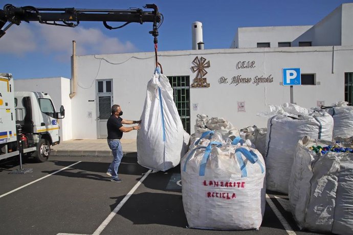 Tapones solidarios del Cabildo de Lanzarote