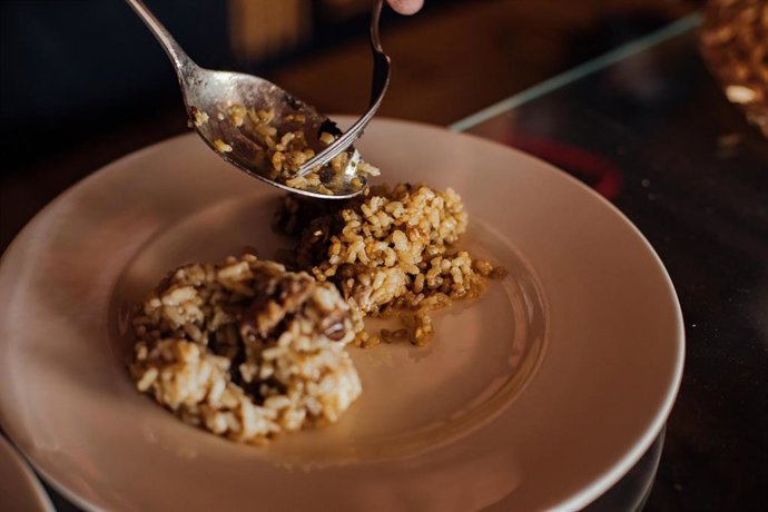 Para esta nueva línea gastronómica, el restaurante contará con el chef Ismael Bernal que, tras su paso por la Comunidad Valenciana, está especializado en arroces.