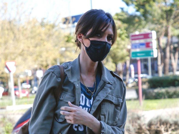 Archivo - Sara Carbonero entra en restaurante