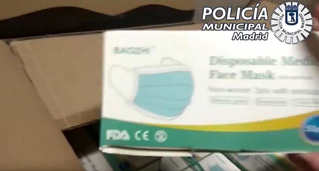Mascarillas y medicamentos de origen chino intervenidos en Usera