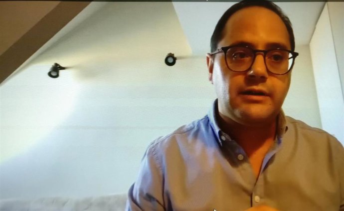 Archivo - El europarlamentario del PSOE de La Rioja, César Luena