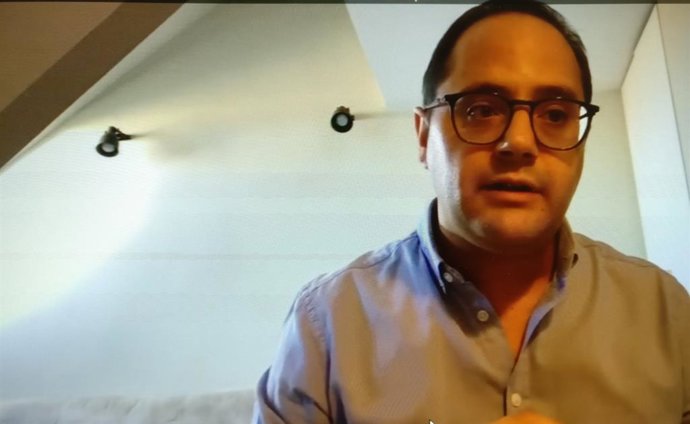 Archivo - El europarlamentario del PSOE de La Rioja, César Luena