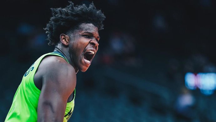 El jugador de los Minnesota Timberwolves Anthony Edwards en el triunfo sobre Phoenix Suns