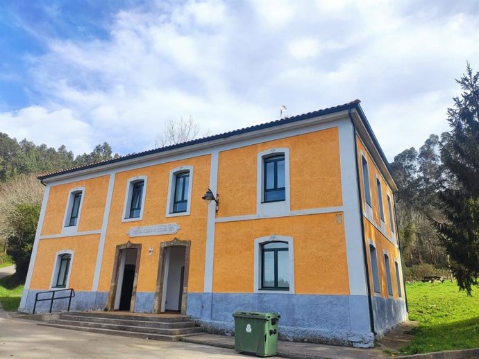 Escuelas de Selorio (Villaviciosa)