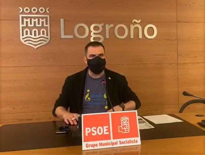 Iván Reinares, portavoz del Grupo Municipal del PSOE en el Ayuntamiento de Logroño