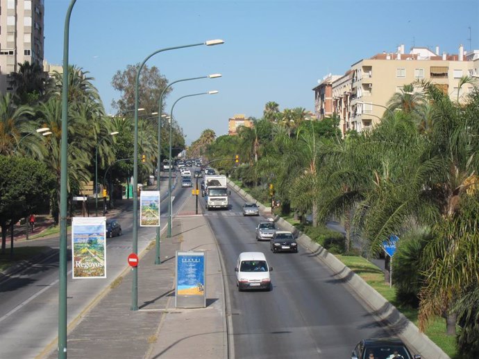 Archivo - Avenida Andalucía, Centro, Coches, circulación, centro, carretera, calle, vía