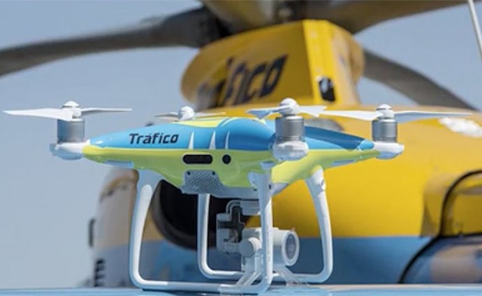 Dron de la DGT para el control y vigilancia de las carreteras