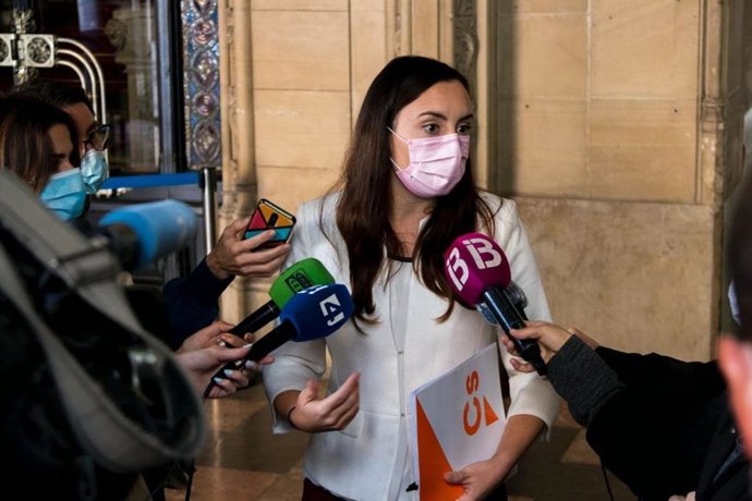 La portavoz del grupo Cs en el Consell, Beatriz Camiña.