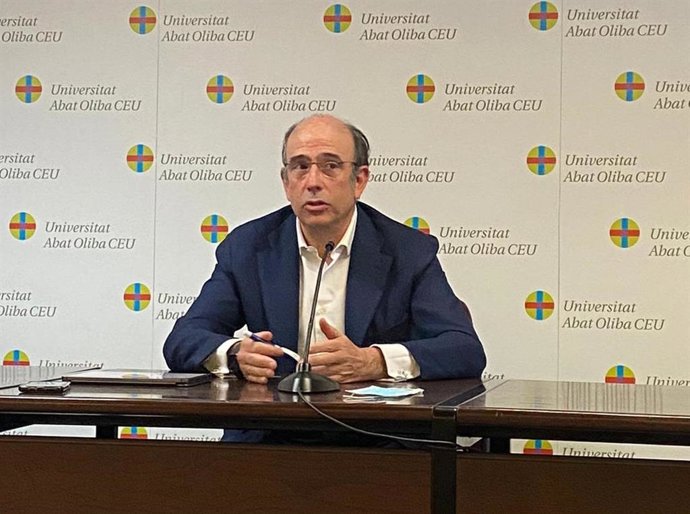 El consejero delegado de Enagás, Marcelino Oreja, durante el encuentro.