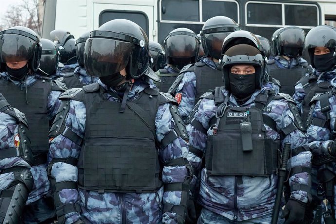 Archivo - Policía antidisturbios en Moscú, Rusia
