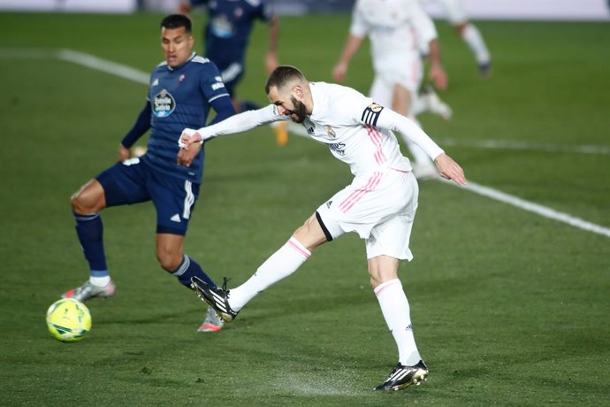 Archivo - Karim Benzema of Real Madrid in action during the spanish league, La Liga Santander, football match played between Real Madrid and Celta de Vigo at Ciudad Deportiva Real Madrid on january 02, 2021, in Valdebebas, Madrid, Spain