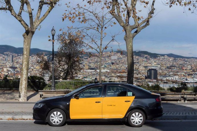 Un taxi de Uber en Barcelona