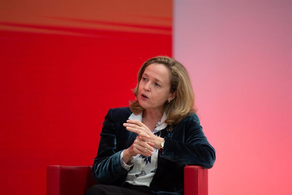 Archivo - La ministra de Asuntos Económicos y Transformación Digital, Nadia Calviño, en un encuentro digital