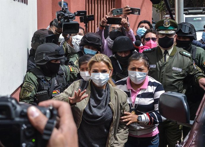Jeanine Añez en su entrada al Centro de Orientación Femenina de Obrajes el pasado 15 de marzo.  