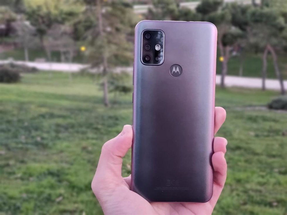 Moto G30