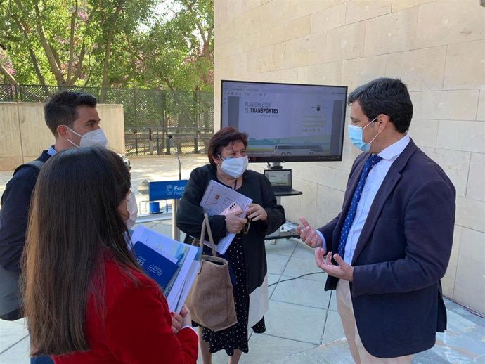 Nota + Foto + Sonido/Las Asociaciones De Personas Con Discapacidad Ya Pueden Solicitar Las Ayudas Regionales Para El Fomento De La Movilidad