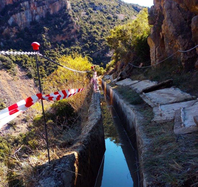 El Ayuntamiento de Huesca pone en marcha las obras de impermeabilización de un tramo del canal de la Almunia.