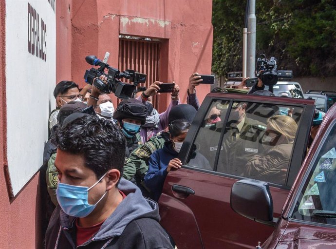 15 March 2021, Bolivia, La Paz: Jeanine Anez, Bolivia's former interim president, arrives at the Centro de Orientación Femenina de Obrajes detention centre to serve a four-month preventative detention. Anez was detained as part of investigations into th