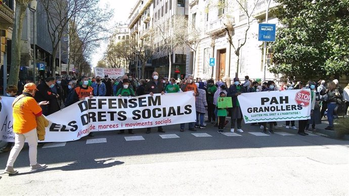 Manifestación a favor de la vivienda en Barcelona.