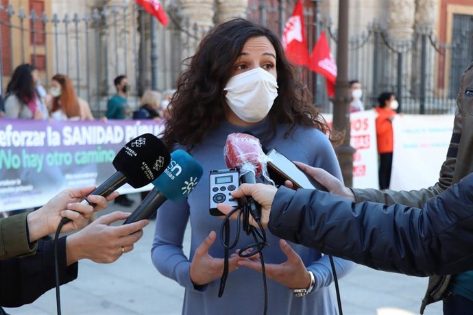Podemos pide a Moreno que "salde la deuda" que mantiene con los profesionales de la sanidad pública