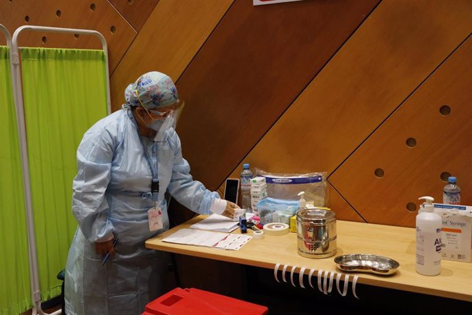 Campaña de vacunación contra la COVID-19 en el Hospital El Niño de Lima